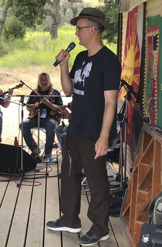 Jeremy Grant Horton Calling a Square dance at the Topanga Fiddle Conest.