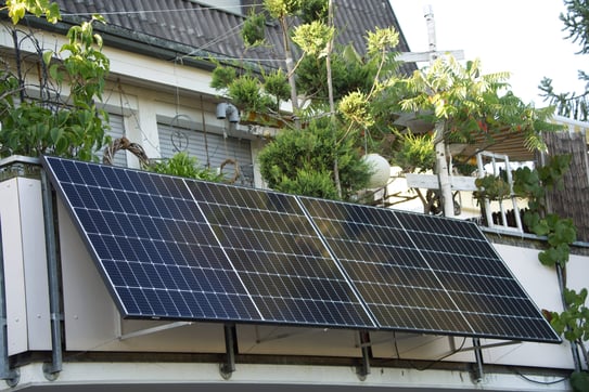Balkonkraftwerk / Balkonsolaranlage