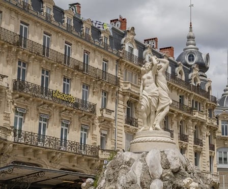 statue des trois grâces sur la place de la Comédie à Montpellier