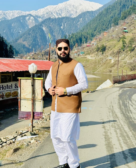 CEO Aizaz Drkhwasti