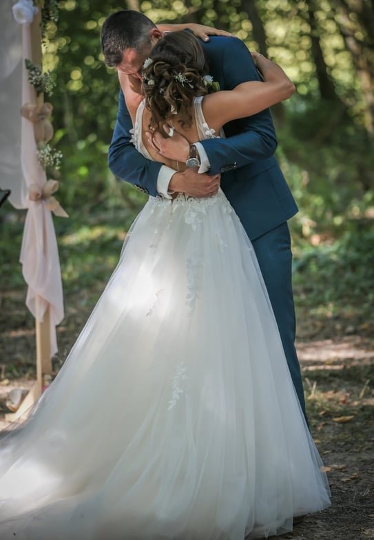 photo de mariage en couleurs naturelles