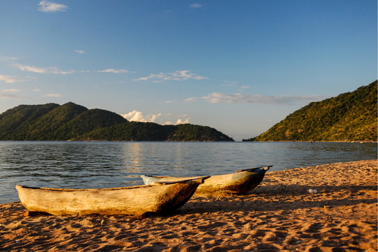 Canoas en Lago Malaui