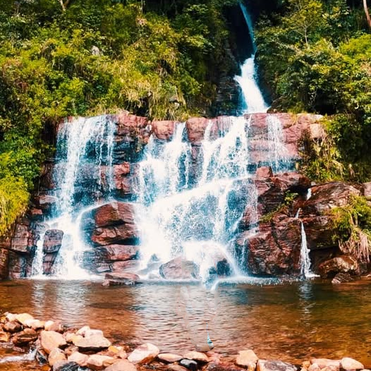 Saree Ella, located in the picturesque village of Gomara in Sri Lanka’s Central Province, is a stunn