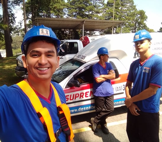 técnicos de desentupimento