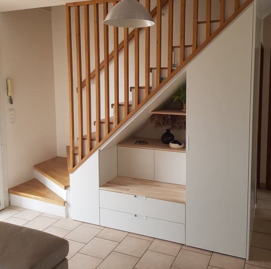 Meuble sous escalier