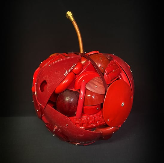 Big Apple by Leo Sewell