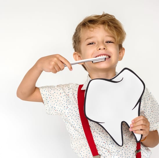 apprentissage ludique du brossage des dents pour les enfants à Chastre.