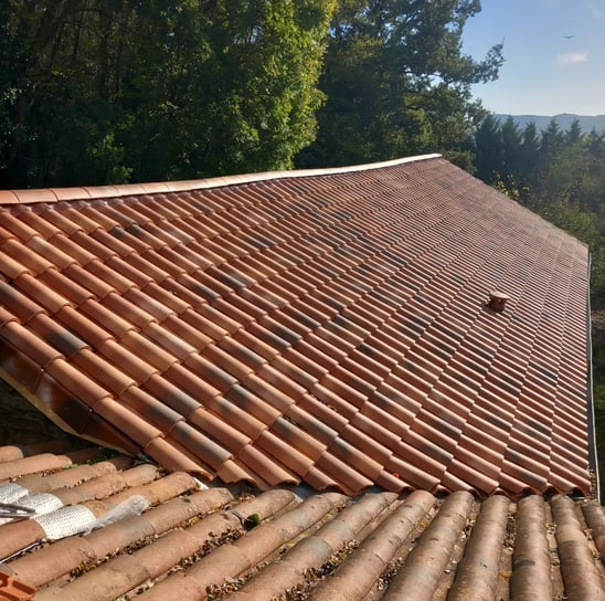 Charpente bois, zinguerie, rénovation de toiture à Comminges