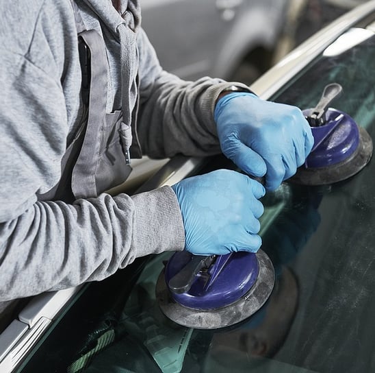 Auto glass repair