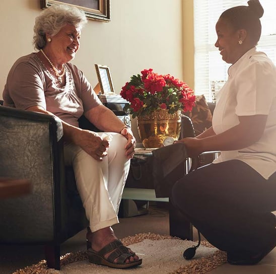 Infirmière Coaching Santé prends le temps de consulter le coeur de la personne