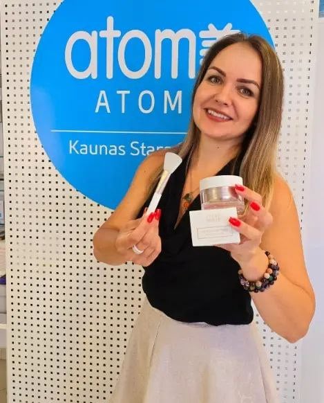 Atomy korėjietiška kosmetika, papildai Europoje, Lietuvoje. Veido kaukė su auksu. Adelica.