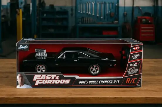 Carro a control remoto Rápido y Furioso (Dodge Charger RT) en caja