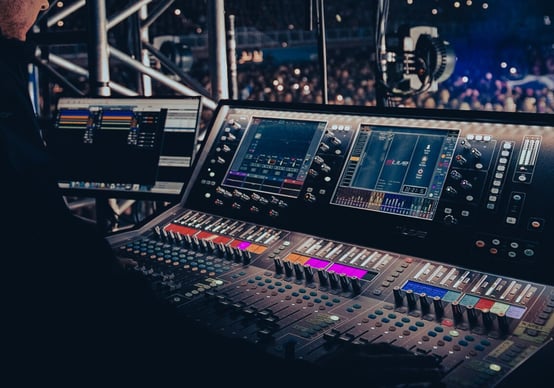 Leading sound vendor in Kolkata and Asansol, providing high-quality audio solutions for live perform