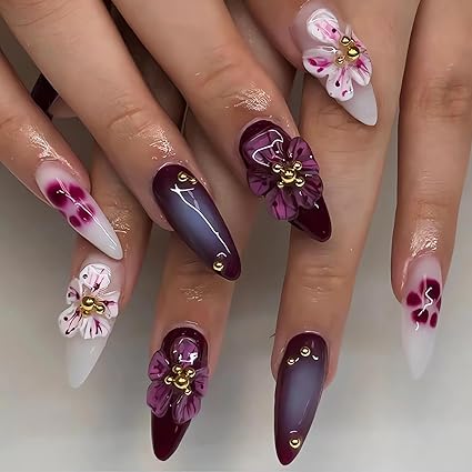 Uñas con flores 3D
