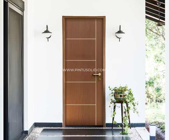 Pintu SWP (Solid Wood Panel) untuk rumah tinggal