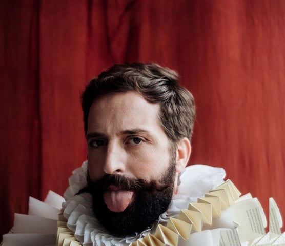 a bearded bearded man with a beard and a beard