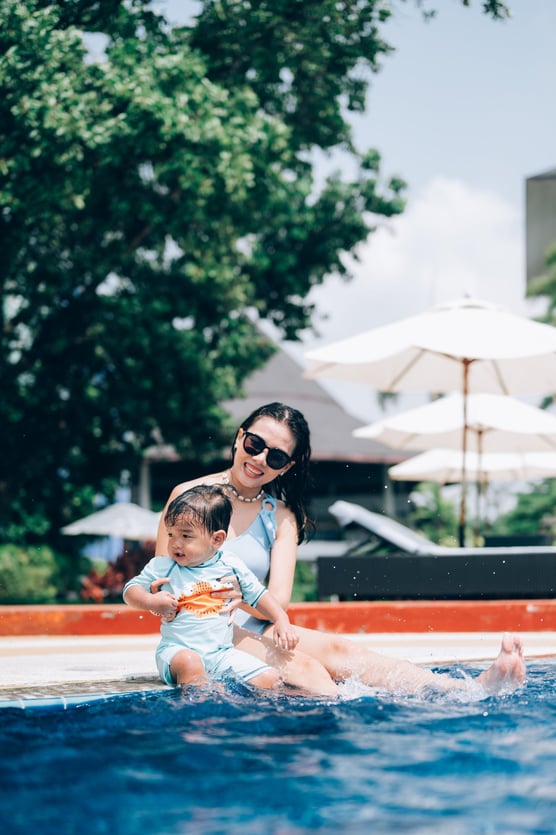 parent child swimming lessons singapore