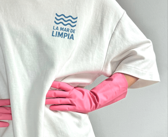 La mar de limpia camiseta logo limpieza cangas do morrazo