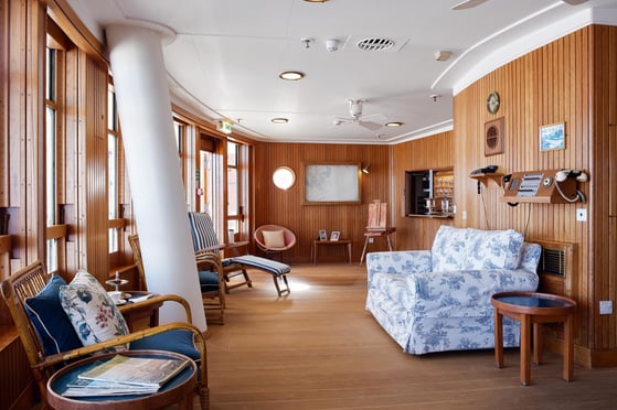 royal yacht britannia, queen's private bedroom