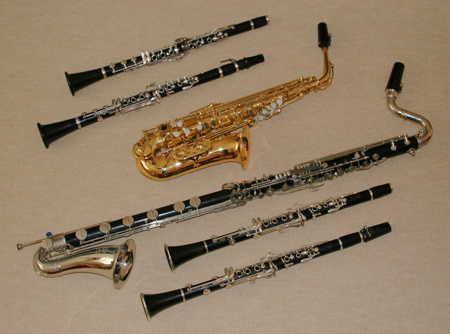 French clarinets, German clarinets, bass clarinet and alto saxophone: Verity Morris plays & teaches