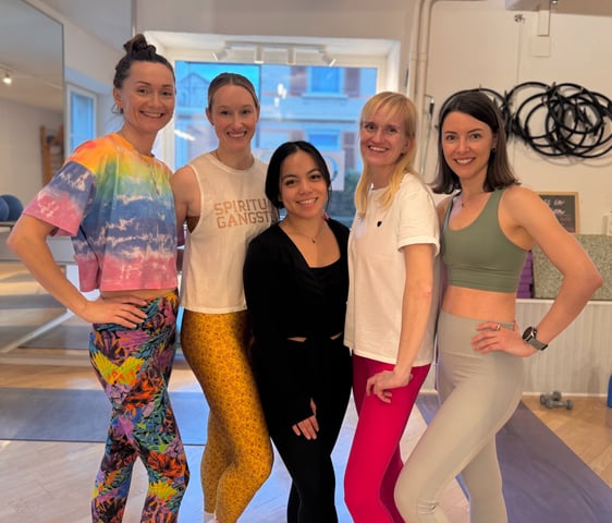 Barre teachers leading low-impact workouts at Joy Movement Studio in Meilen
