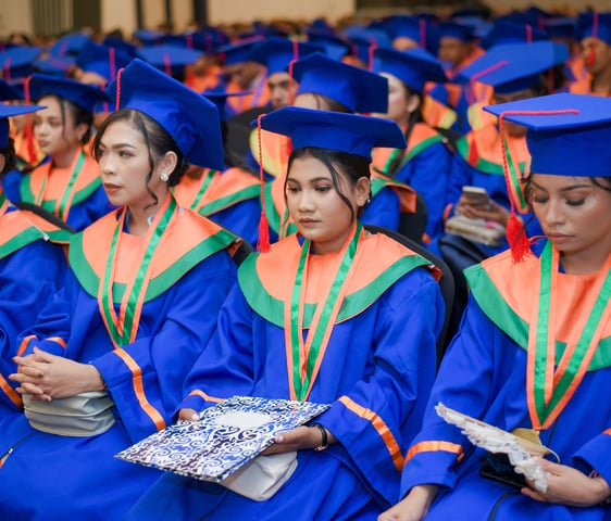 WISUDA KE XII STIKES NUSANTARA