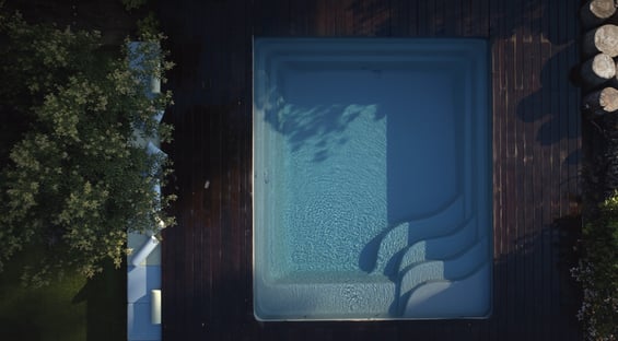 Ceramic de Luxe modèle Nahira / Pool concept piscines 79