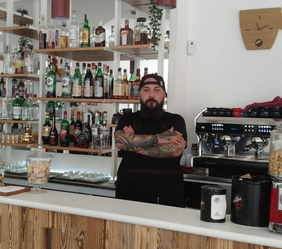Eros Cavalieri - Proprietario del Bar Camillo Caffè a Santena