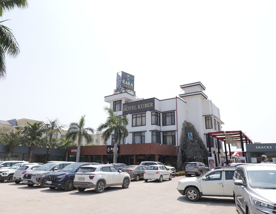 hotel kuber during rush hours