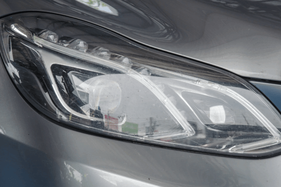 farol de carro revitalização brilho
