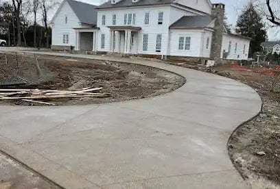 a driveway with a driveway and driveway with a driveway