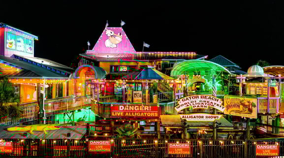 Fudpucker’s Beachside Bar & Grill