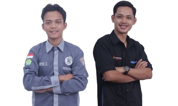 Kemeja Kerja Lengan Panjang atau Pendek? Bagus yang Mana?