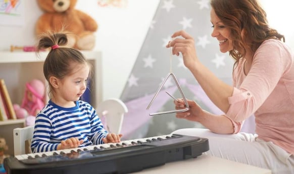 Como a Música Pode Auxiliar na Terapia do Autismo