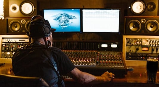 Music Mix : Platinum Formula - Black Virgin Studio