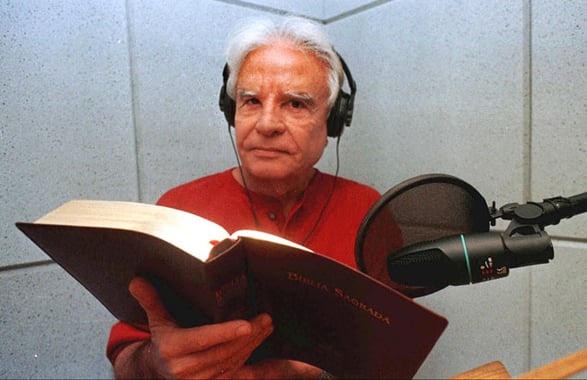 Cid Moreira foi mais do que um jornalista; ele foi um ícone da radiodifusão brasileira.