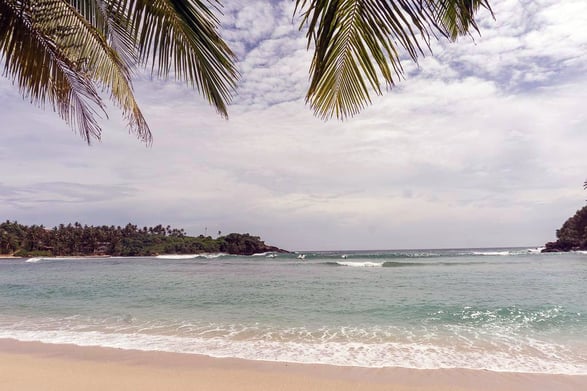 Hiriketiya Beach