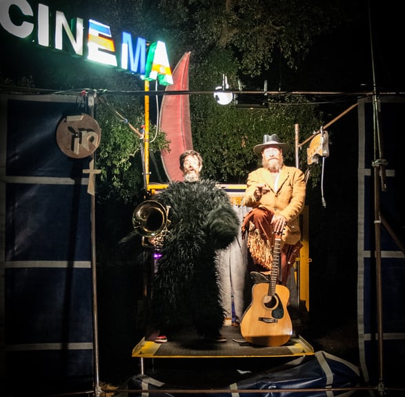 Música, cinema y show de la cia tartaruga