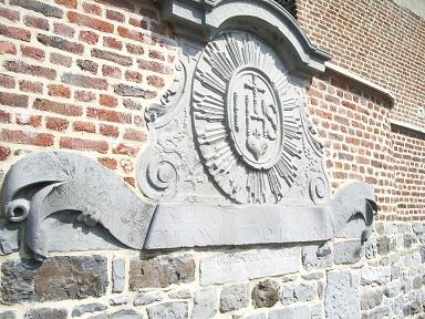 Monogramme rue de Maizeret à Loyers-Namur