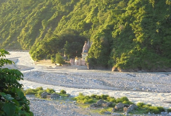 Hairakhan Vishwa Mahadham, Gufa side