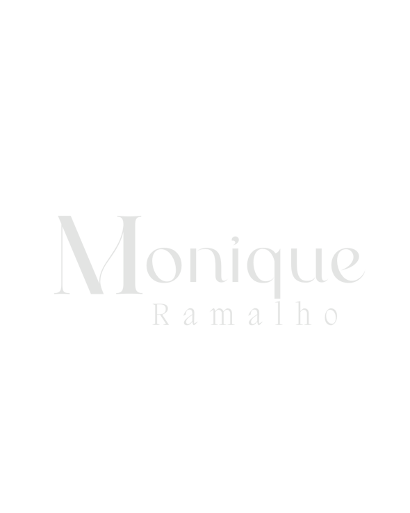 Clinica Monique Ramalho logo