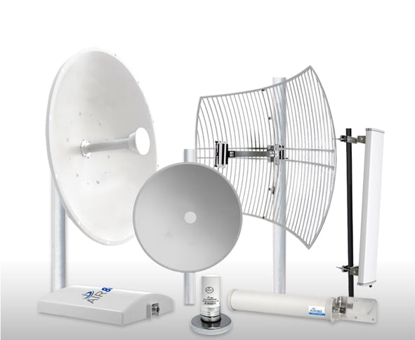AvantiRed instala enlaces inalámbricos punto a punto utilizando antenas de radiofrecuencia.