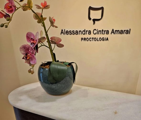 consultorio proctologia