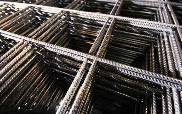 Un panneau de treillis d’exemple produit à l’aide des machines de soudage de treillis Neulogs