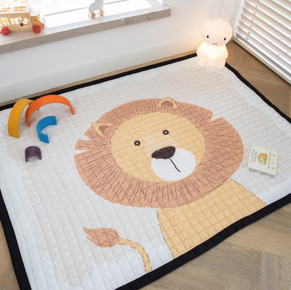 Top-10-leuke-kraamcadeaus-speelkleed-XL-leeuw