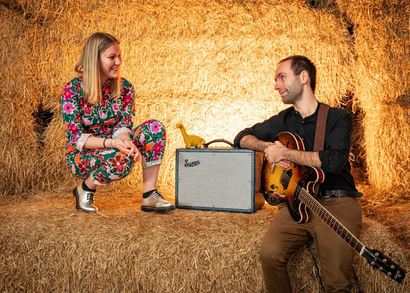 Live Wedding Music Duo With Guitar North Wales | Han & Stu