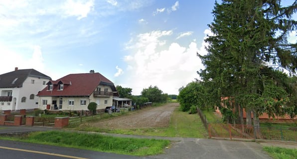 Baugrundstück in gepflegten und charmanten Dorf