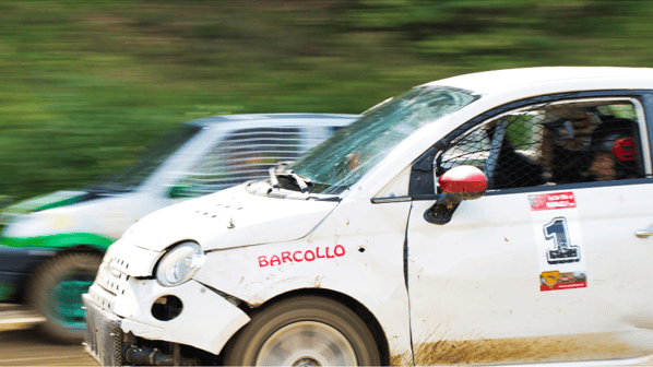 Gara di rally, macchina da rally