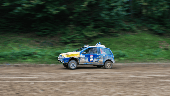 Gara di rally, macchina da rally, fiat punto
