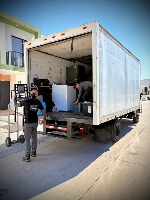 Cami&oacute;n de transporte Medrano